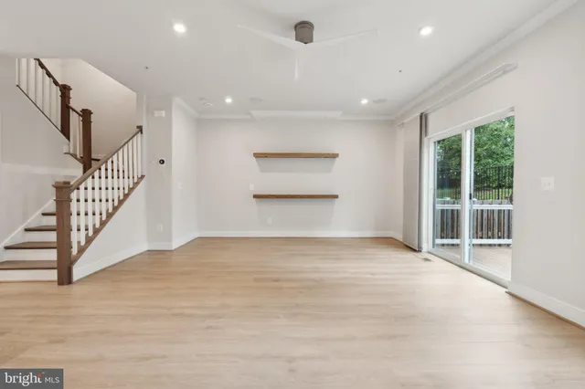 $5,500 | 3034 Declan Way, Falls Church, VA 22044