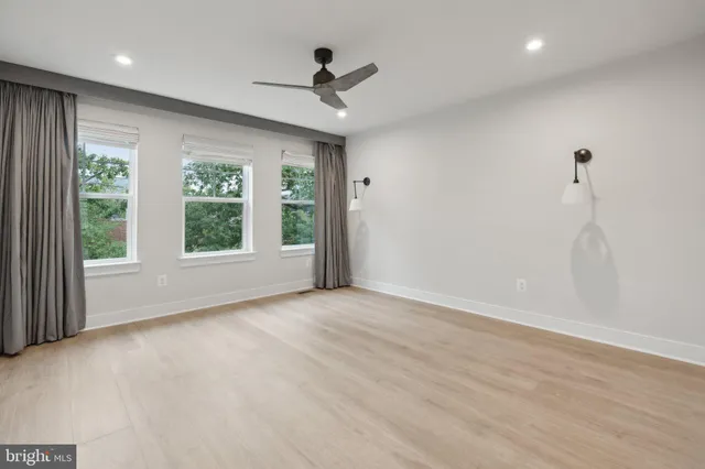 $5,500 | 3034 Declan Way, Falls Church, VA 22044