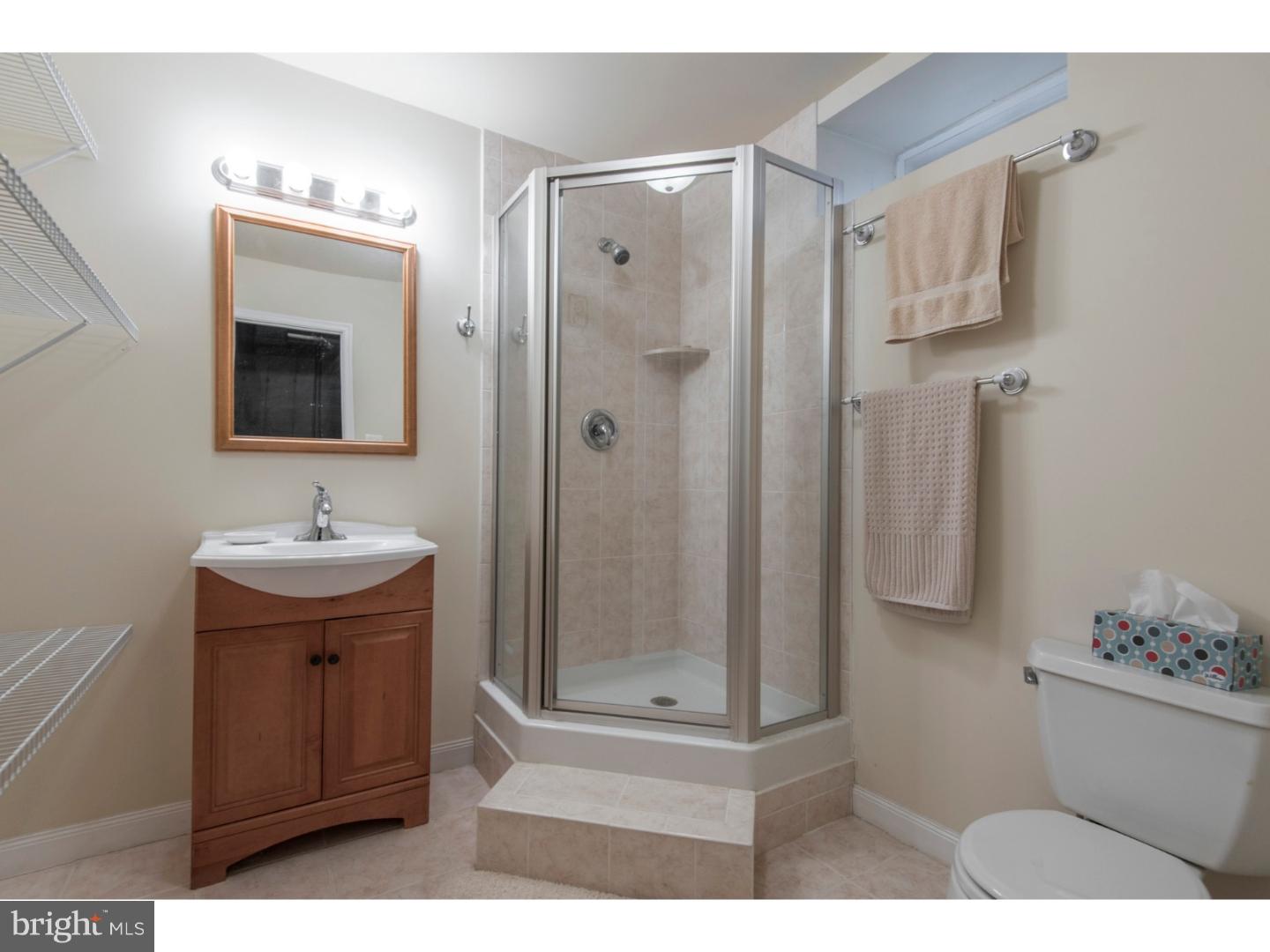 9733 Bridle Road Philadelphia, PA 19115 - Photo 14 of 25