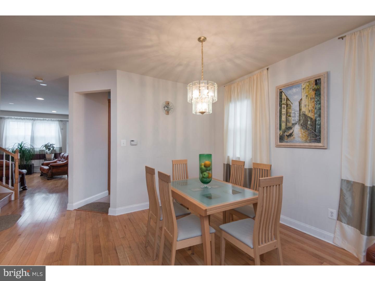 9733 Bridle Road Philadelphia, PA 19115 - Photo 9 of 25