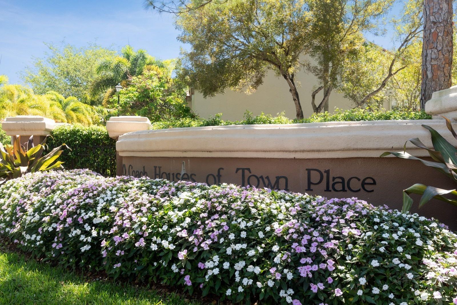 5710 Coach House Circle, Unit F Boca Raton, FL 33486 - Photo 18 of 18 18_5710CoachHouseCircleF_2002_Custom_Res