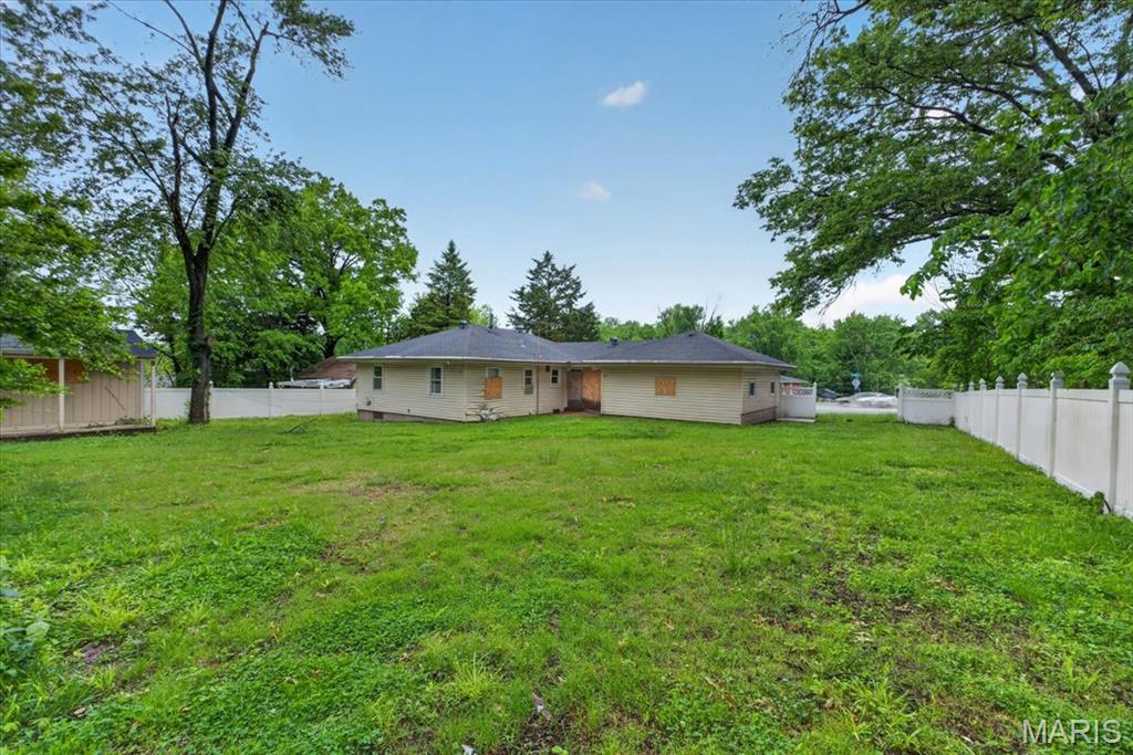 2360 Chambers Road Moline Acres, MO 63136 - Photo 20 of 23