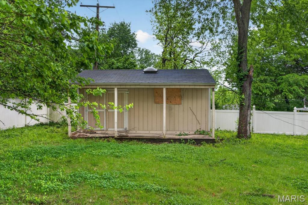 2360 Chambers Road Moline Acres, MO 63136 - Photo 21 of 23