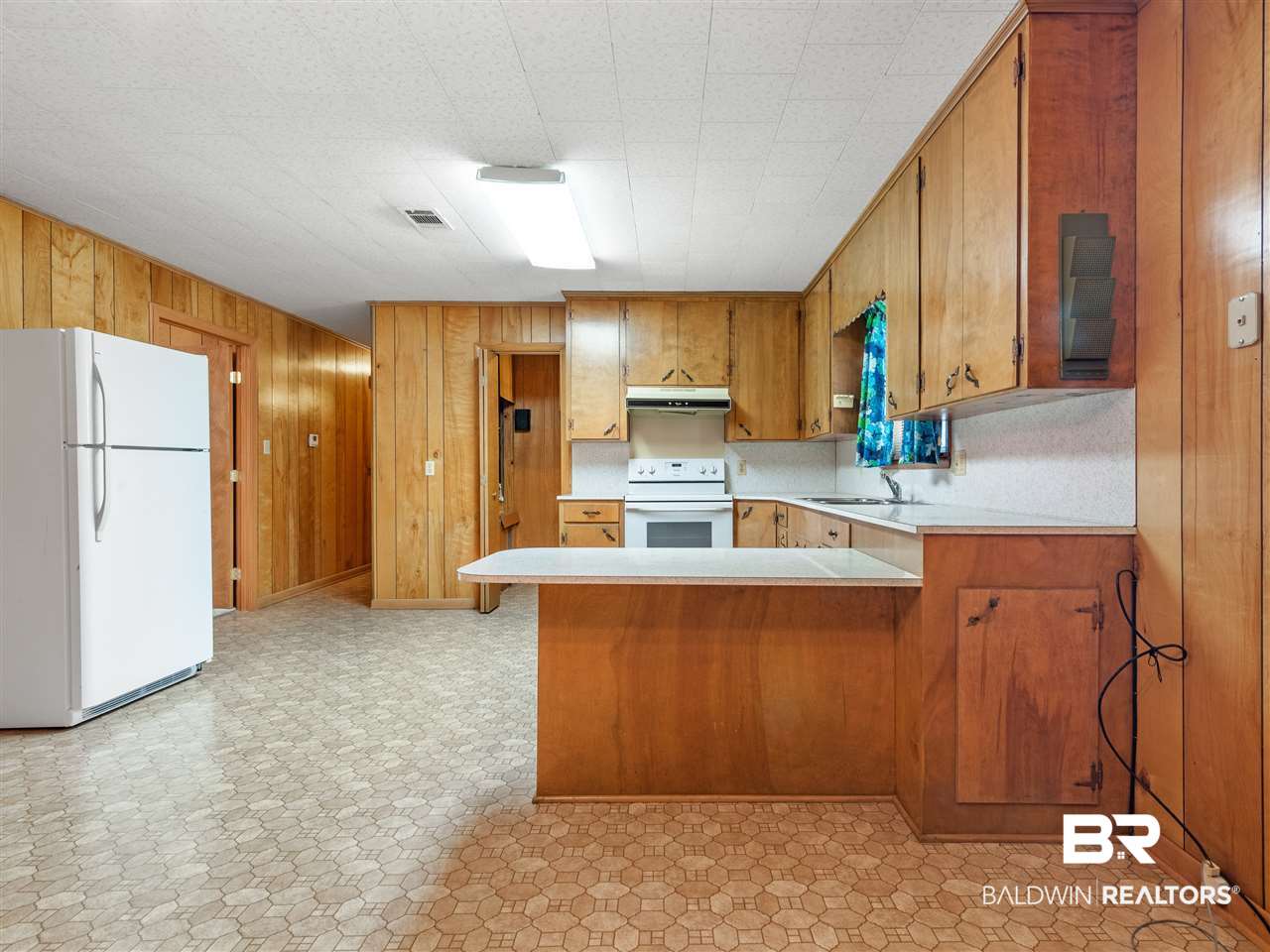 106 South Beech Street Foley, AL 36535 - Photo 36 of 49 108 Dining/Kitchen