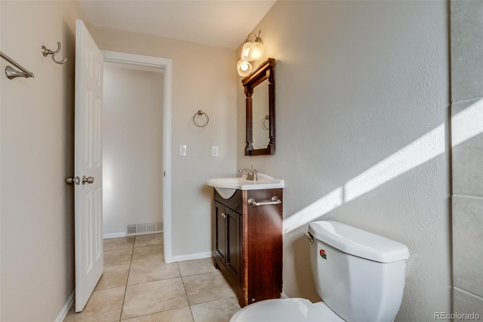 8514 Wiley Circle Westminster, CO 80031 - Photo 23 of 43