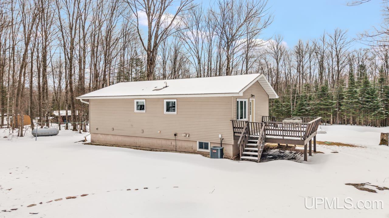 W8636 Lynch Road Iron Mountain, MI 49801 - Photo 27 of 29