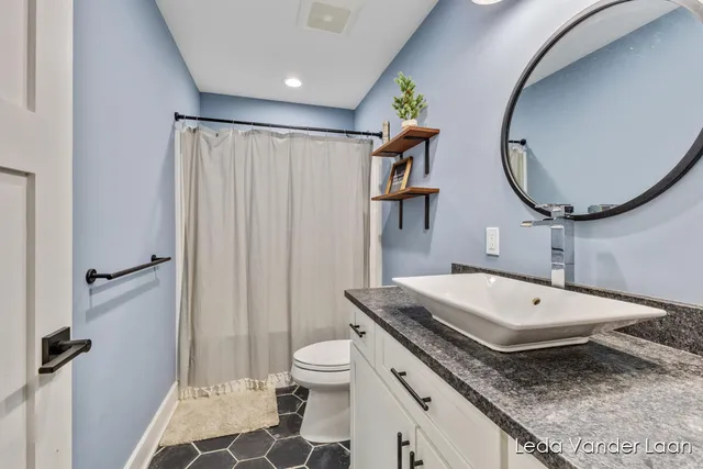 $565,000 | 7385 14 Mile Road Northeast, Cedar Springs, MI 49319