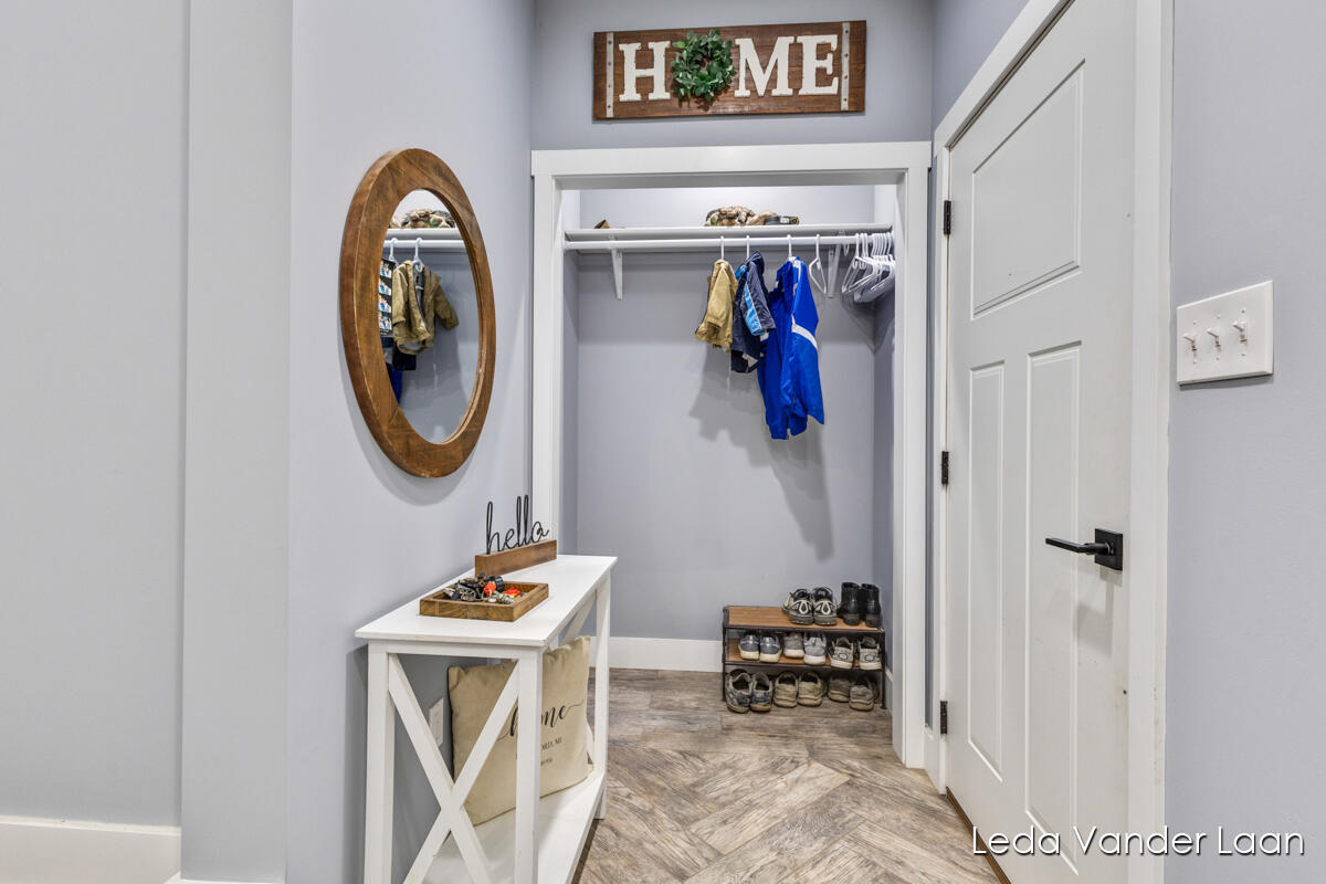 7385 14 Mile Road Northeast Cedar Springs, MI 49319 - Photo 29 of 51 IMG_1029