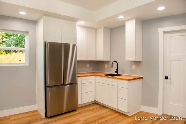 $565,000 | 7385 14 Mile Road Northeast, Cedar Springs, MI 49319