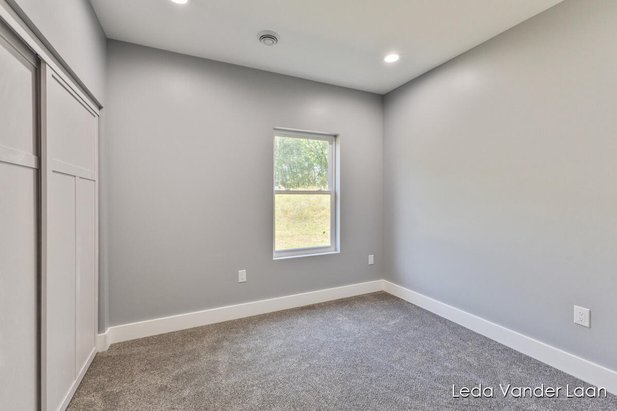 7385 14 Mile Road Northeast Cedar Springs, MI 49319 - Photo 35 of 51 IMG_1035