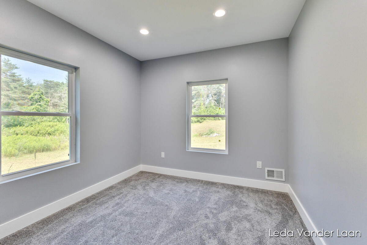 7385 14 Mile Road Northeast Cedar Springs, MI 49319 - Photo 36 of 51 IMG_1036