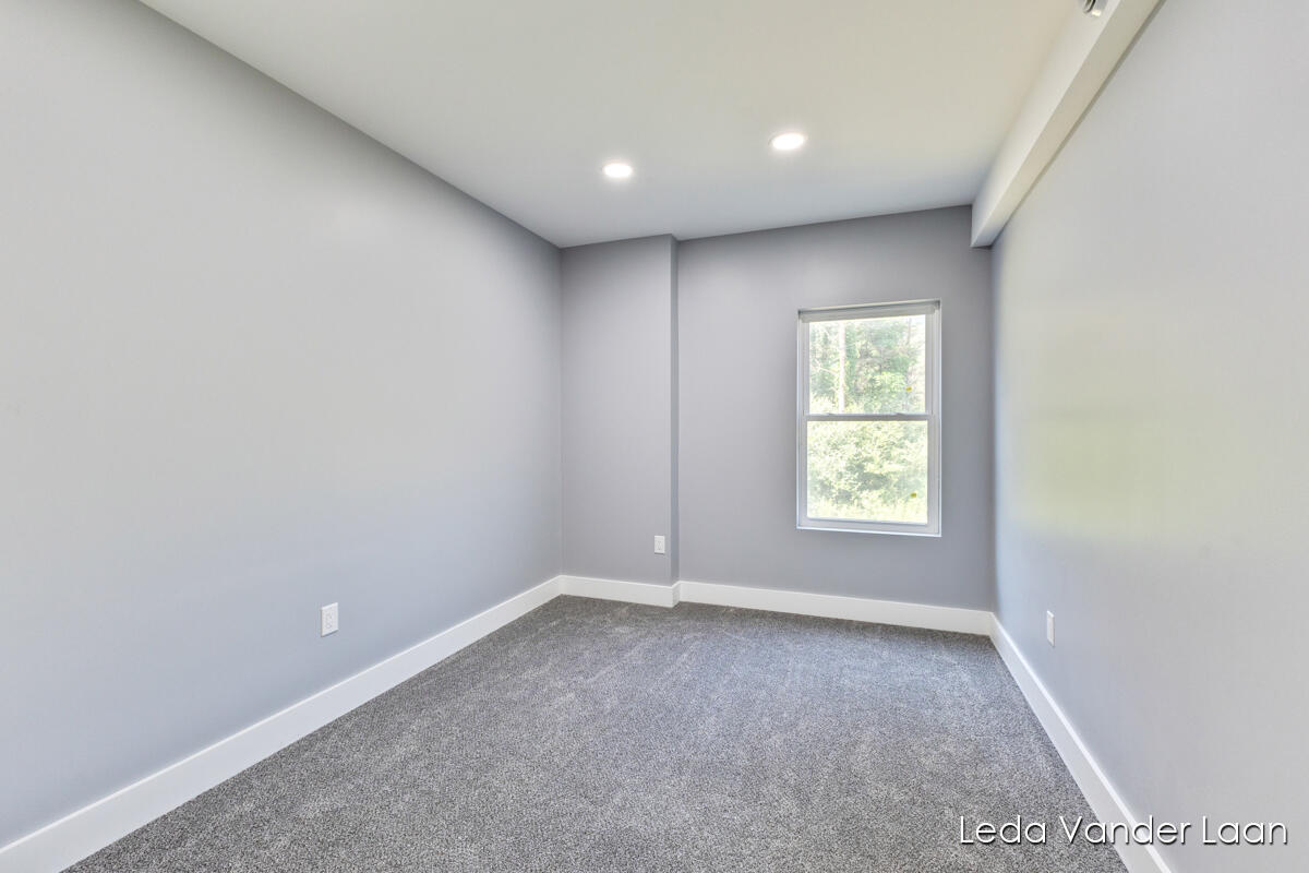 7385 14 Mile Road Northeast Cedar Springs, MI 49319 - Photo 37 of 51 IMG_1037