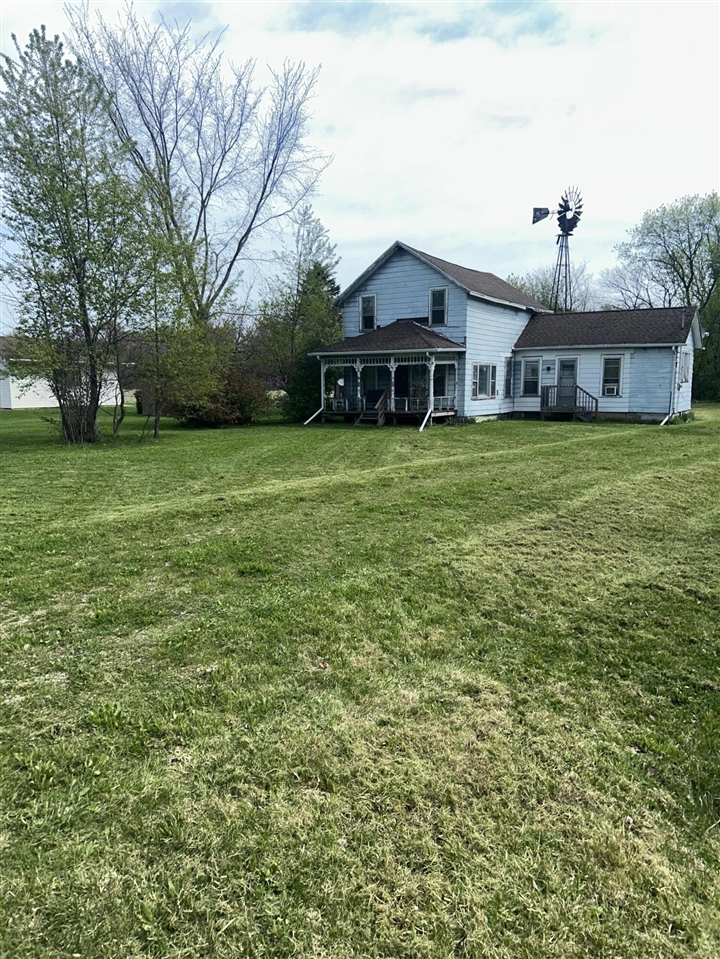 46376 County Road 352 Decatur, MI 49045 - Photo 3 of 16