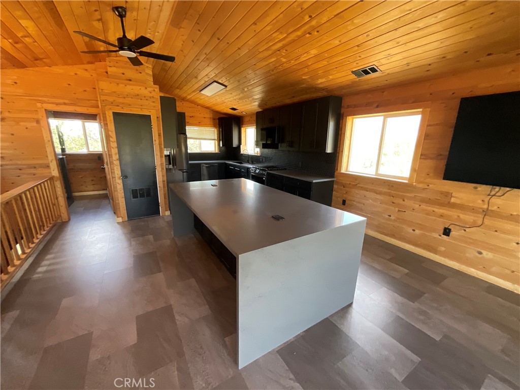 13730 Feldman Road Montague, CA 96064 - Photo 8 of 28