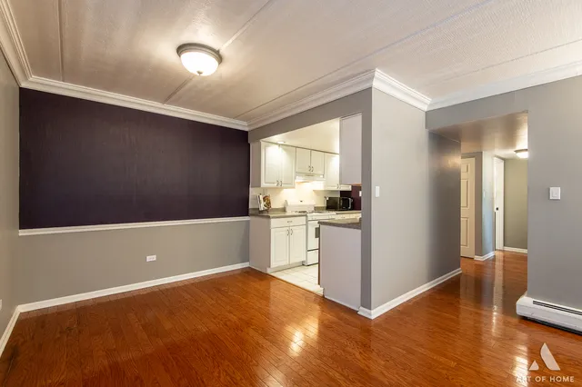 $219,900 | 7930 Woodglen Lane, Unit 204, Downers Grove, IL 60516