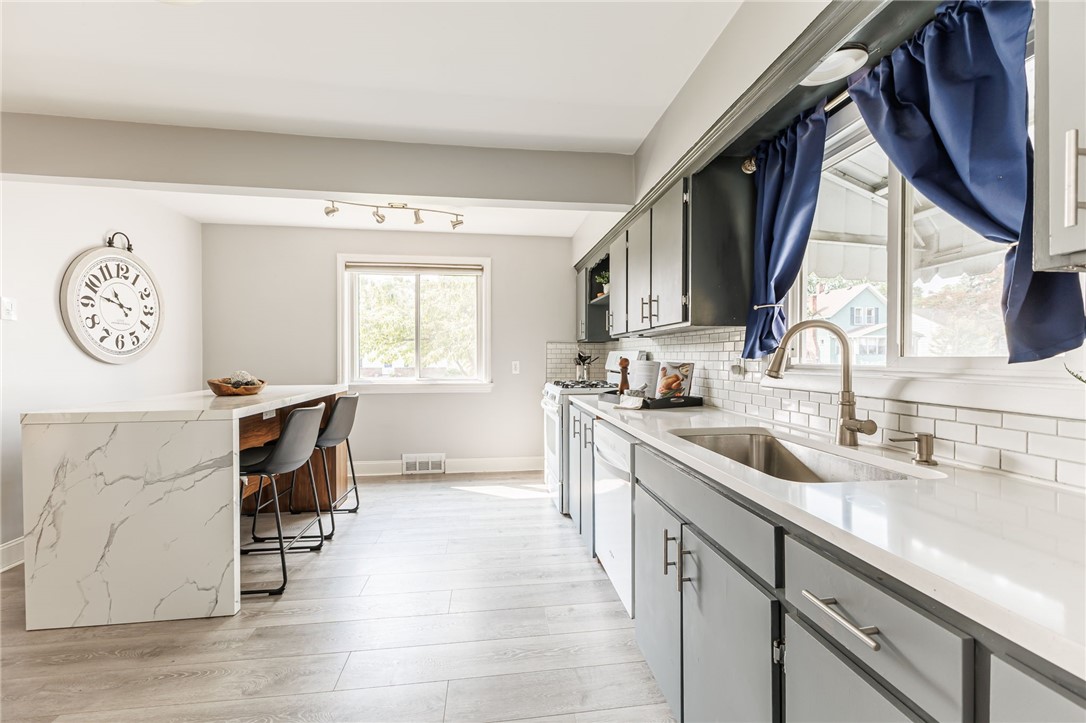 234 Harwick Road Irondequoit, NY 14609 - Photo 13 of 30 Gallery Image 13