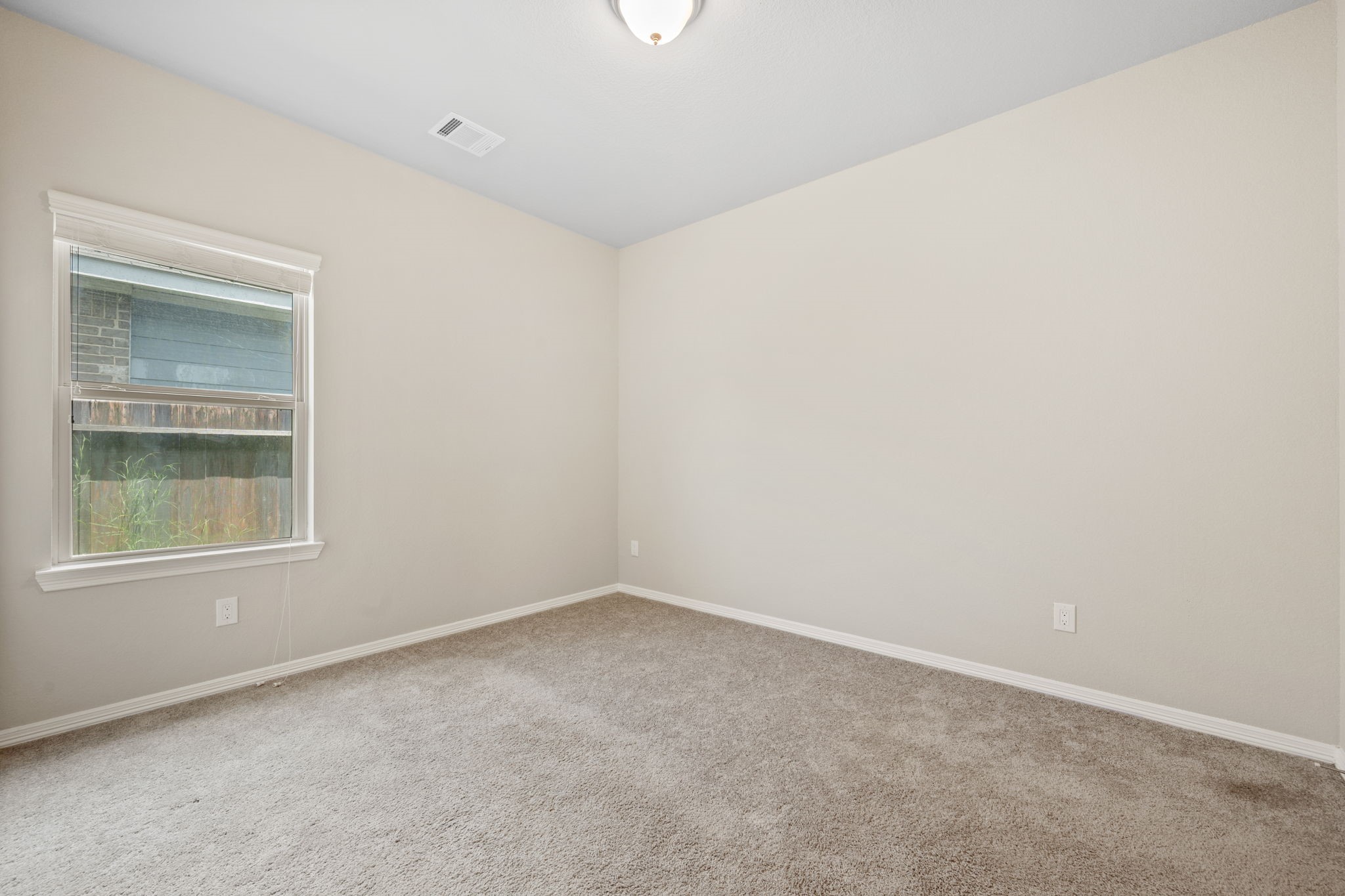 24734 Russet Bluff Trail Houston, TX 77336 - Photo 15 of 17