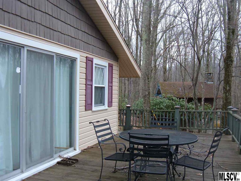 819 Pine Ridge Road Beech Mountain, NC 28604 - Photo 14 of 35