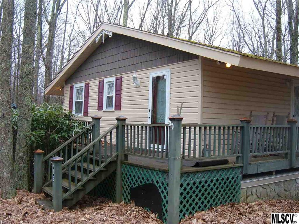 819 Pine Ridge Road Beech Mountain, NC 28604 - Photo 21 of 35