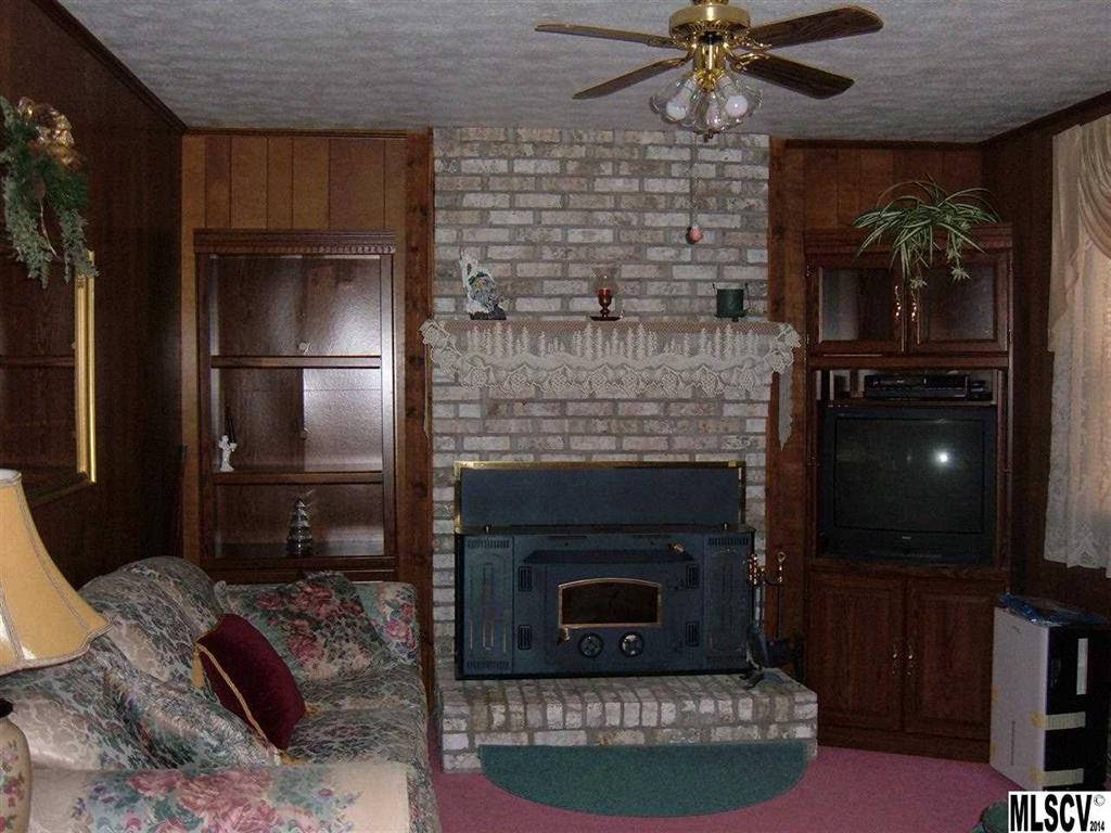 819 Pine Ridge Road Beech Mountain, NC 28604 - Photo 7 of 35