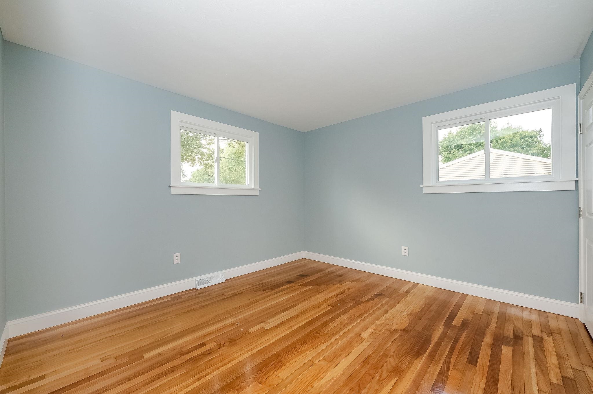 5 4th Street Rochester, NH 03867 - Photo 18 of 34