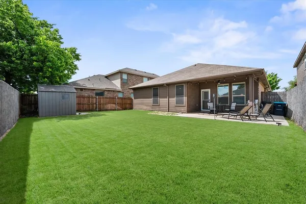 $325,000 | 1004 Brownford Drive, Fort Worth, TX 76028