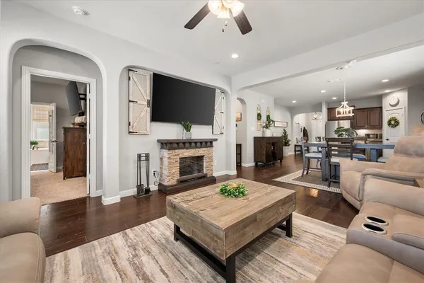 $325,000 | 1004 Brownford Drive, Fort Worth, TX 76028