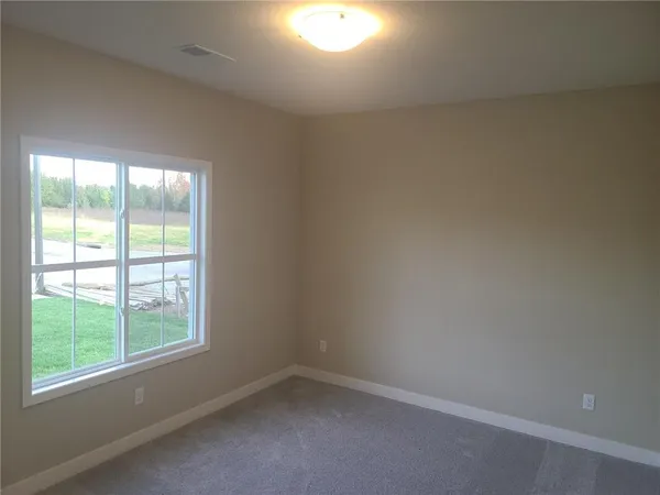 $315,000 | 2212 Pemberton Drive, Harrisonville, MO 64701
