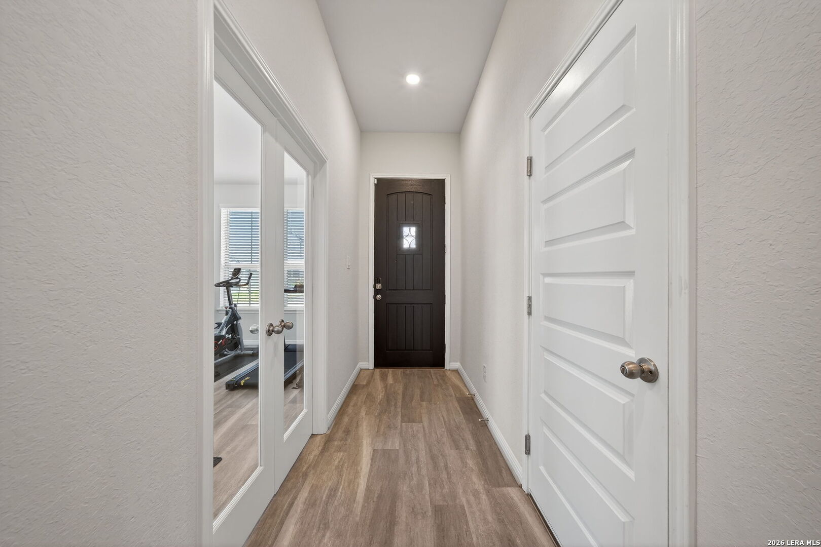 13214 Prospector Way St. Hedwig, TX 78152 - Photo 2 of 20