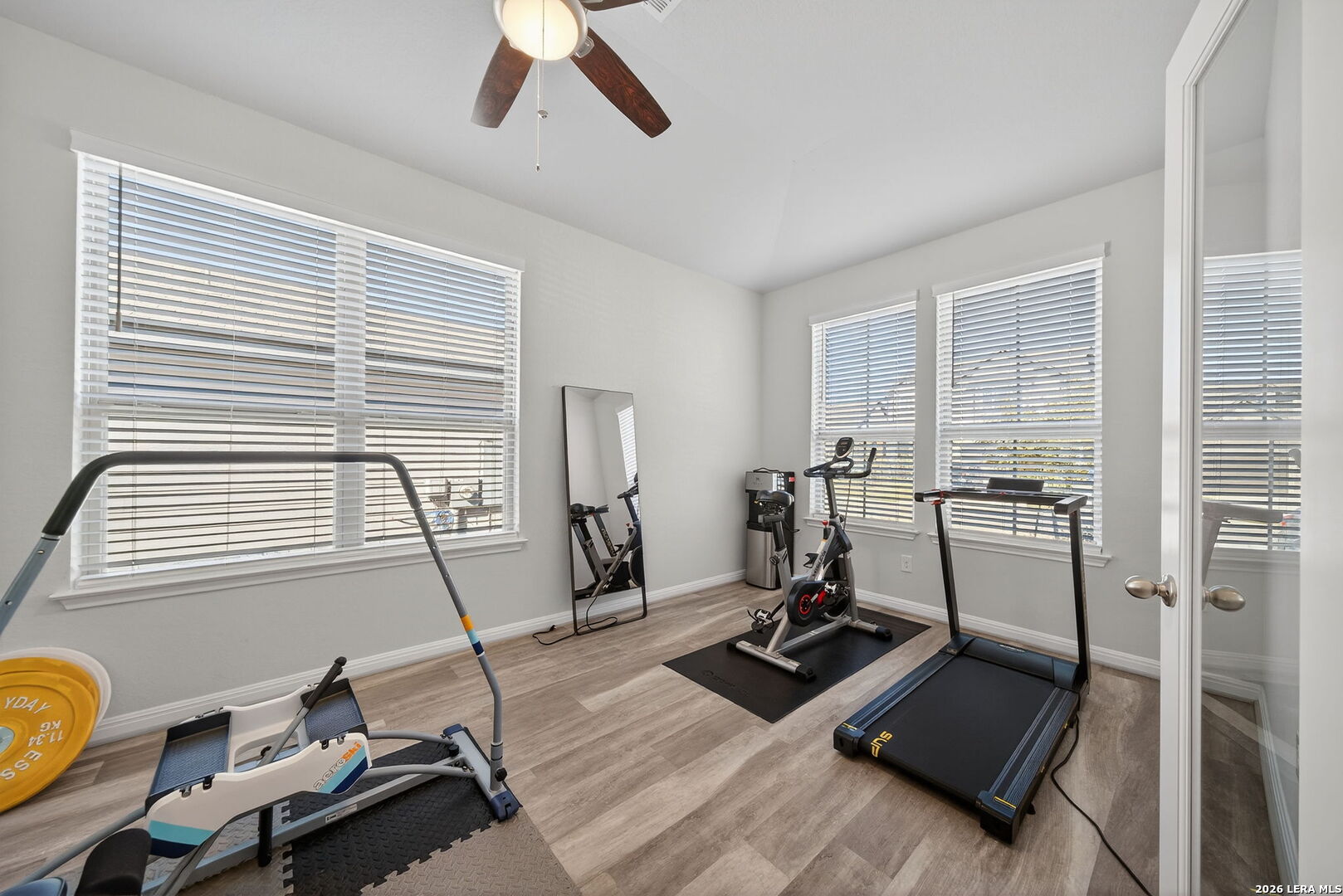 13214 Prospector Way St. Hedwig, TX 78152 - Photo 3 of 20