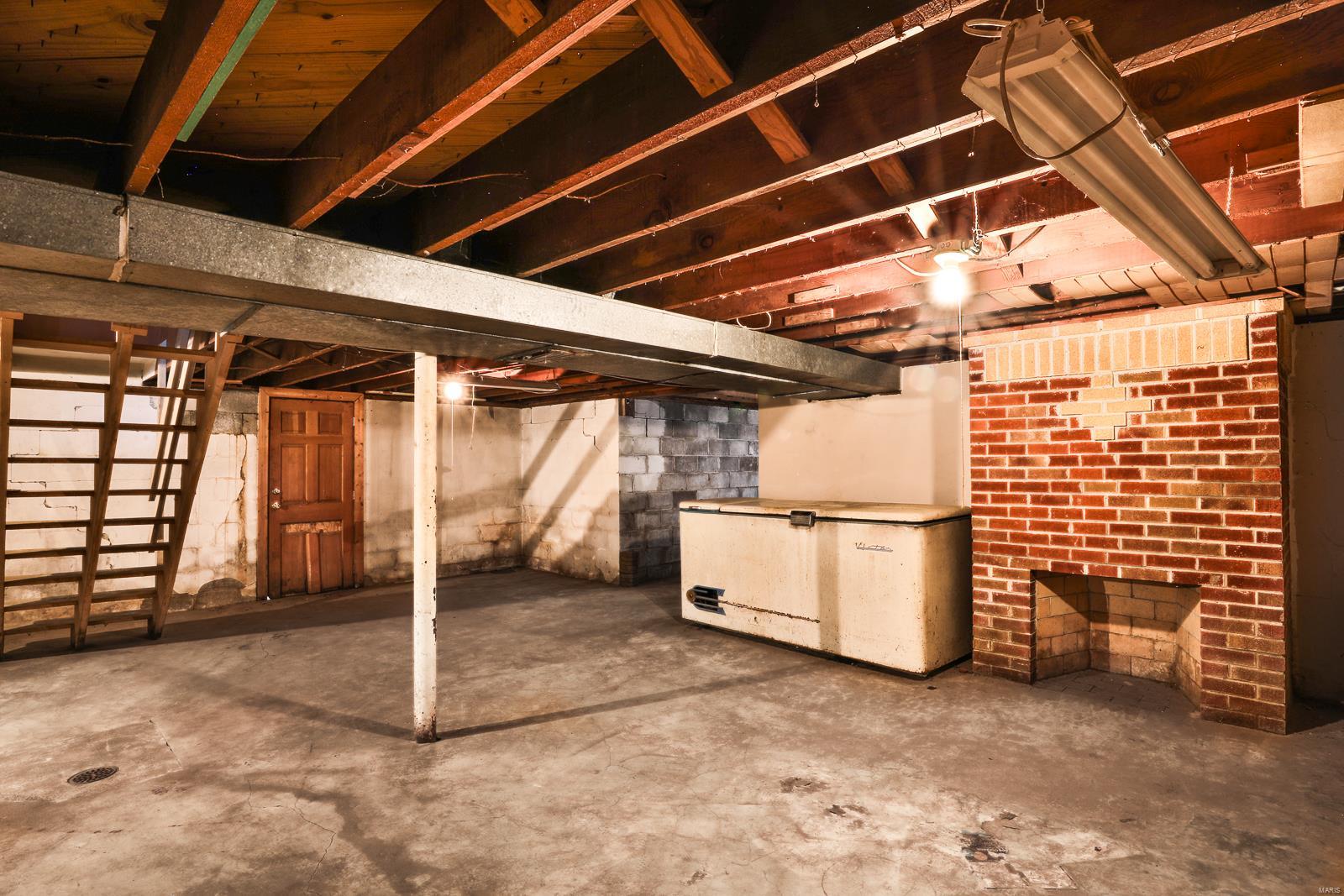 1298 Reavis Barracks Road St. Louis, MO 63125 - Photo 20 of 25 Gallery Image 20