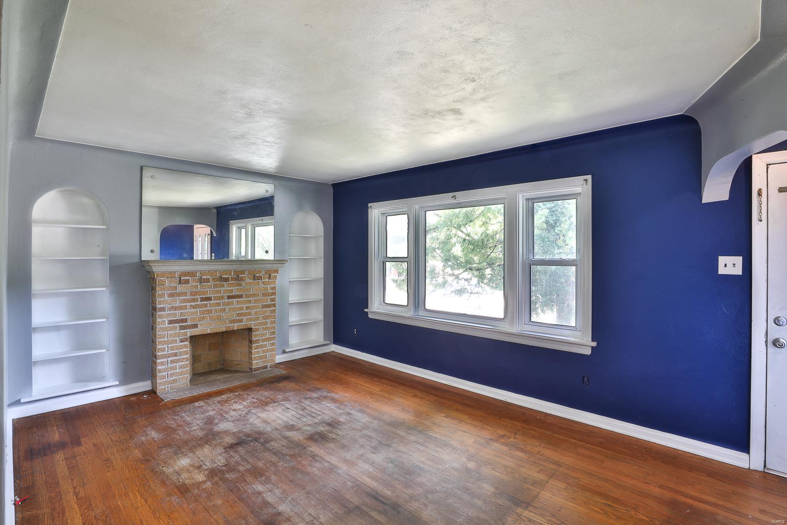 1298 Reavis Barracks Road St. Louis, MO 63125 - Photo 5 of 25 Gallery Image 5