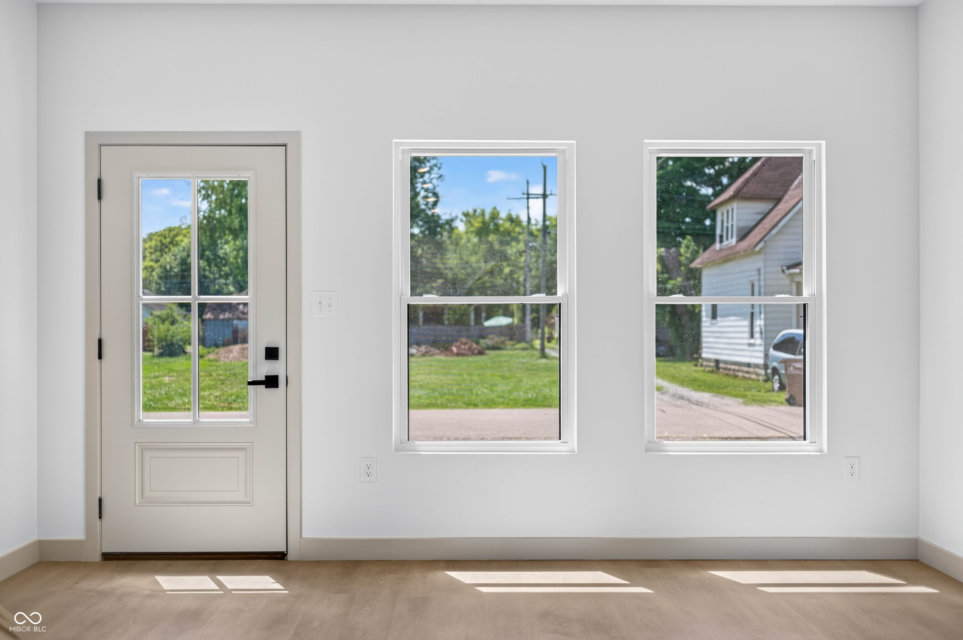 41 South Beatty Street Columbus, IN 47201 - Photo 11 of 69