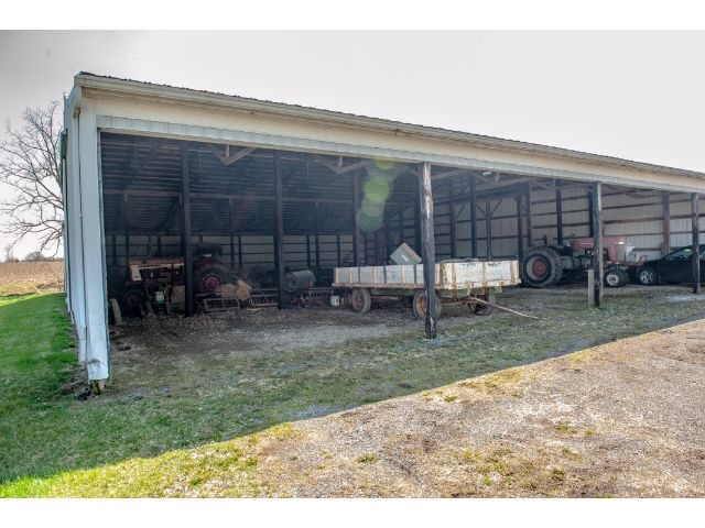 17410 A Madden Road Churubusco, IN 46723 - Photo 4 of 36 Gallery Image 4