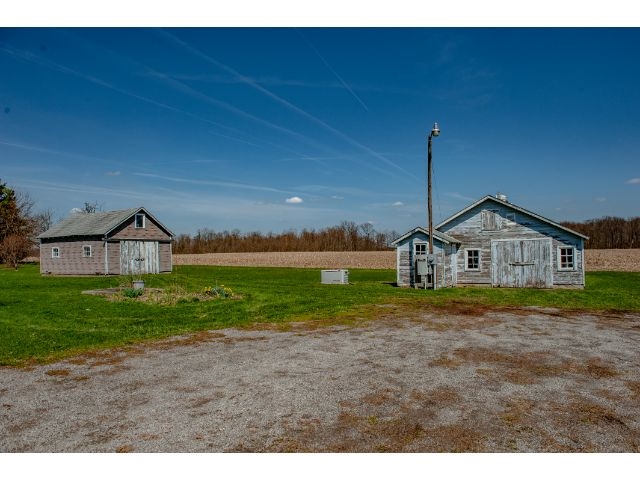 17410 A Madden Road Churubusco, IN 46723 - Photo 7 of 36 Gallery Image 7