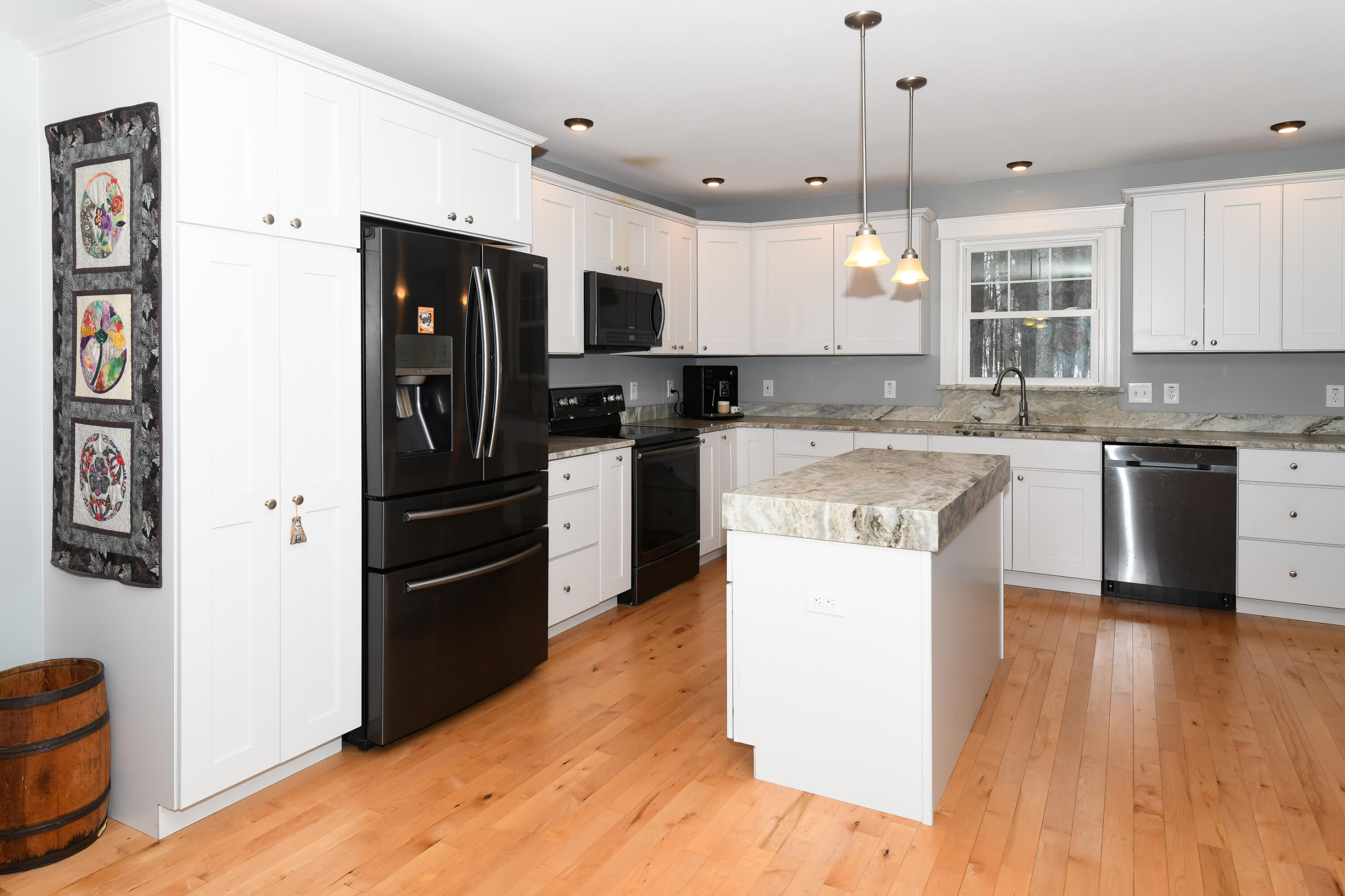 147 North High Street Bridgton, ME 04009 - Photo 28 of 53 147 north high street-34