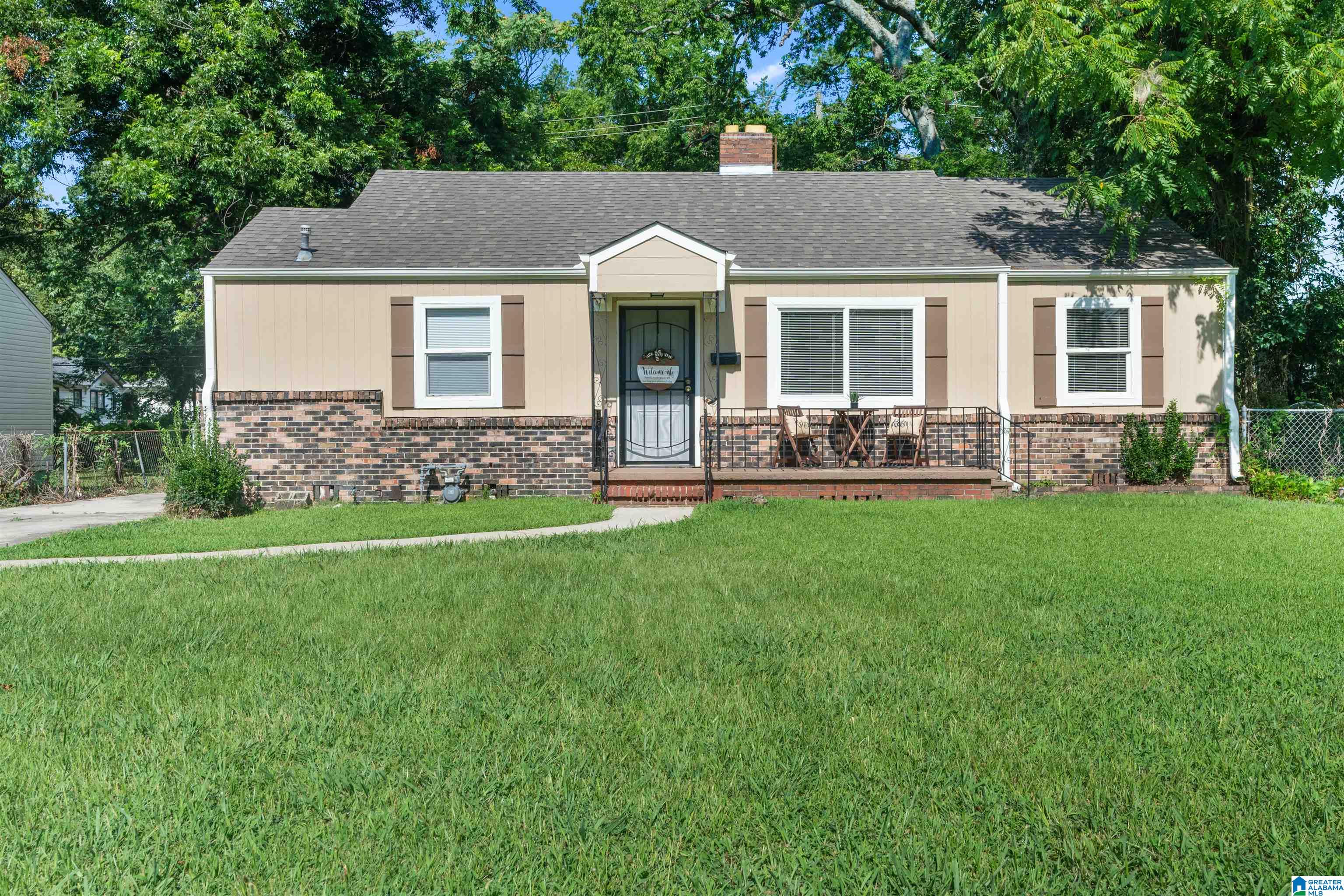 900 25th Street Southwest Birmingham, AL 35211 - Photo 1 of 21