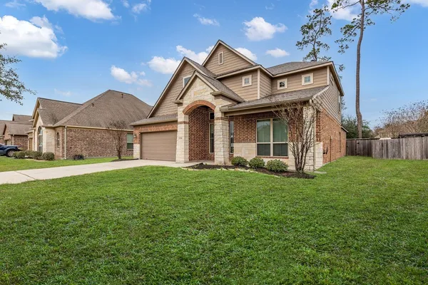 $389,900 | 2739 Barrington Branch Drive, Spring, TX 77373