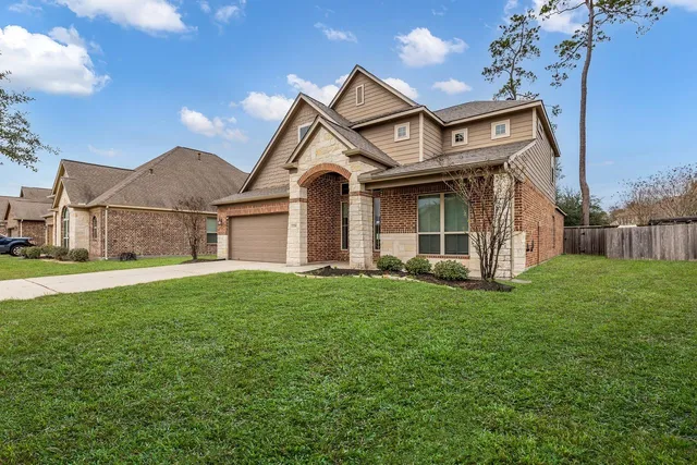 $399,900 | 2739 Barrington Branch Drive, Spring, TX 77373