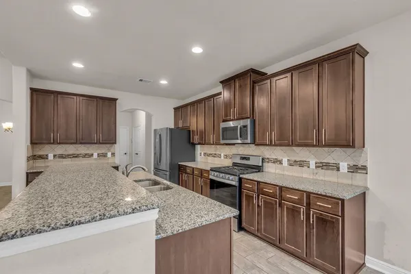 $389,900 | 2739 Barrington Branch Drive, Spring, TX 77373