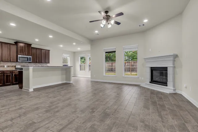 $399,900 | 2739 Barrington Branch Drive, Spring, TX 77373