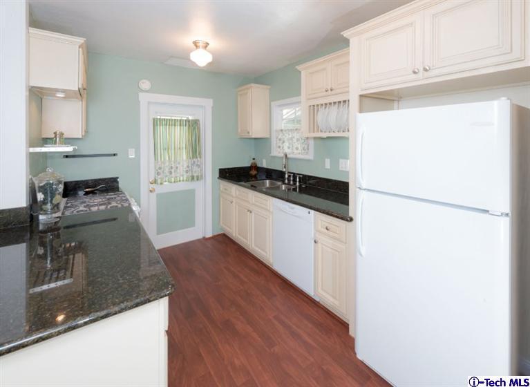 339 South 3rd Avenue Upland, CA 91786 - Photo 9 of 19 Additional Photo