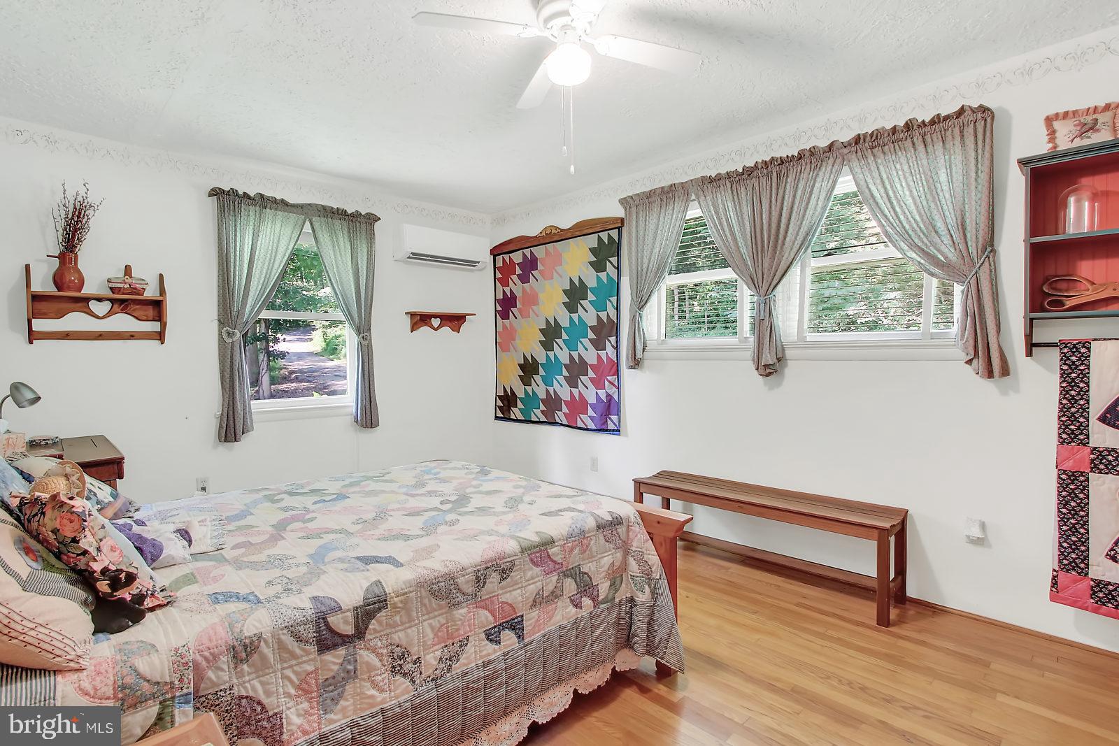 136 Pickett Road Dover, PA 17315 - Photo 14 of 24 Gallery Image 14