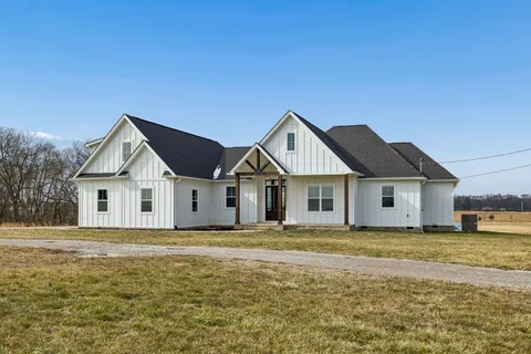 $799,900 | 213 Jack Pickle Lane, Lewisburg, TN 37091
