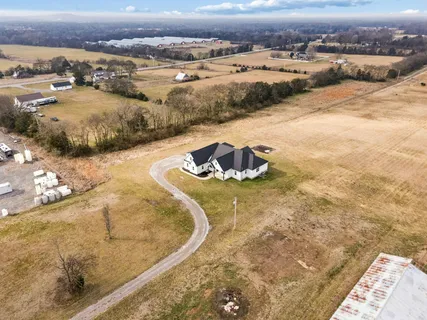 $799,900 | 213 Jack Pickle Lane, Lewisburg, TN 37091
