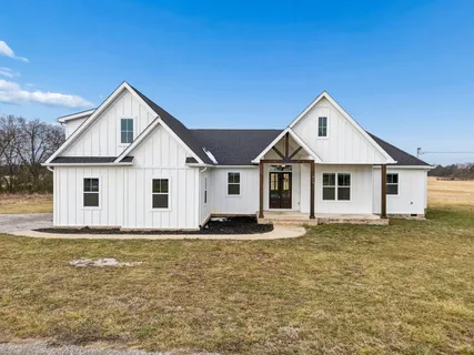 $799,900 | 213 Jack Pickle Lane, Lewisburg, TN 37091