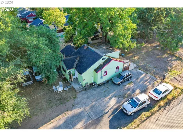 $875,000 | 2737 Southeast 115th Avenue, Portland, OR 97266