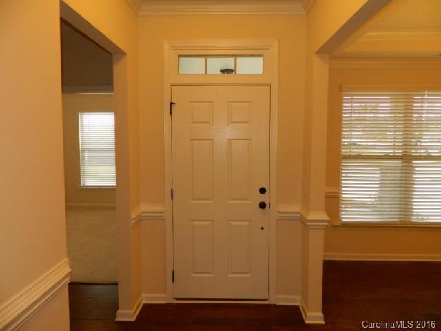 5202 Waterloo Drive, Unit CC174 Tega Cay, SC 29708 - Photo 4 of 15 a bathroom that has a window in it