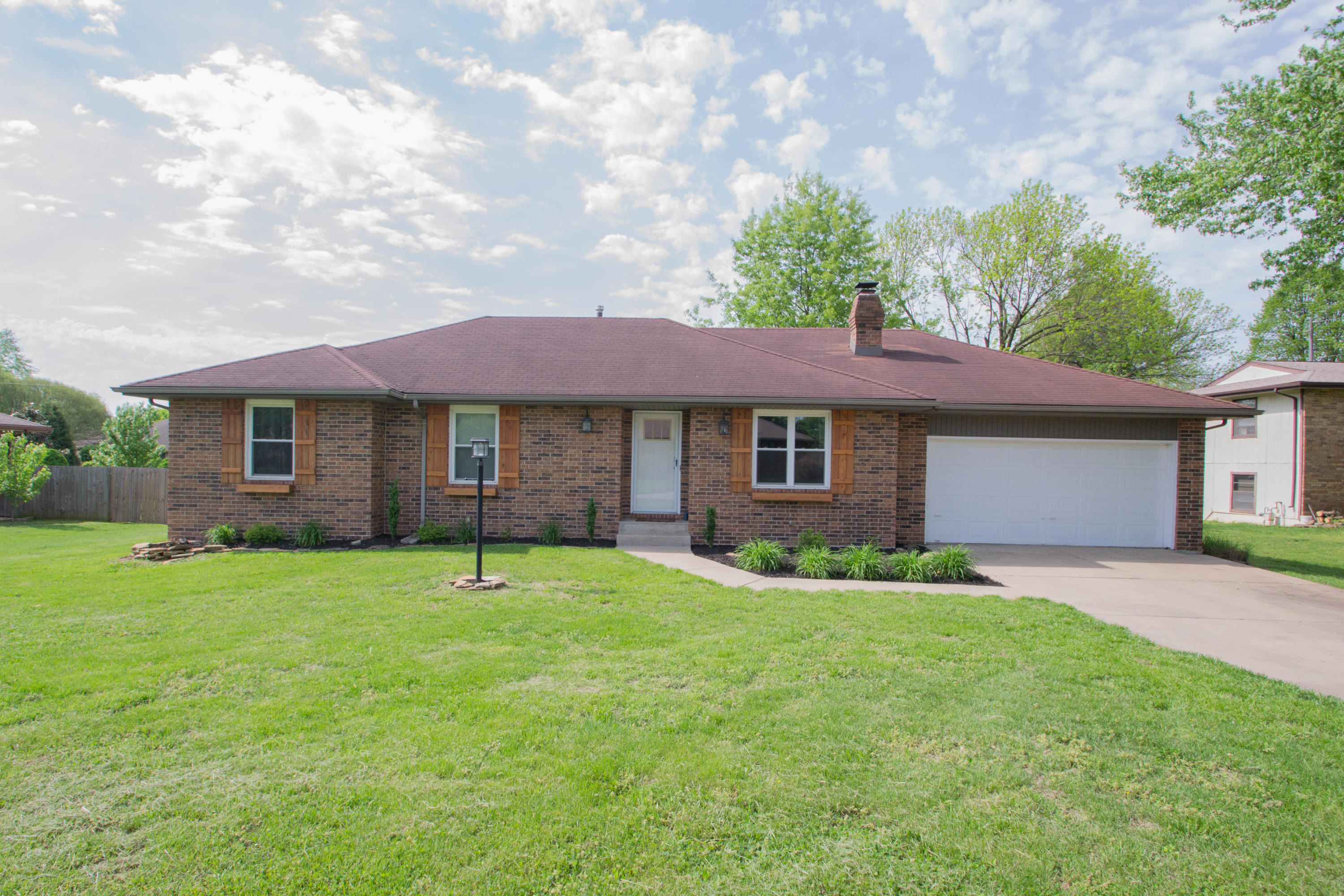 2464 West Swallow Street Springfield, MO 65810 - Photo 1 of 1 _DSC0028