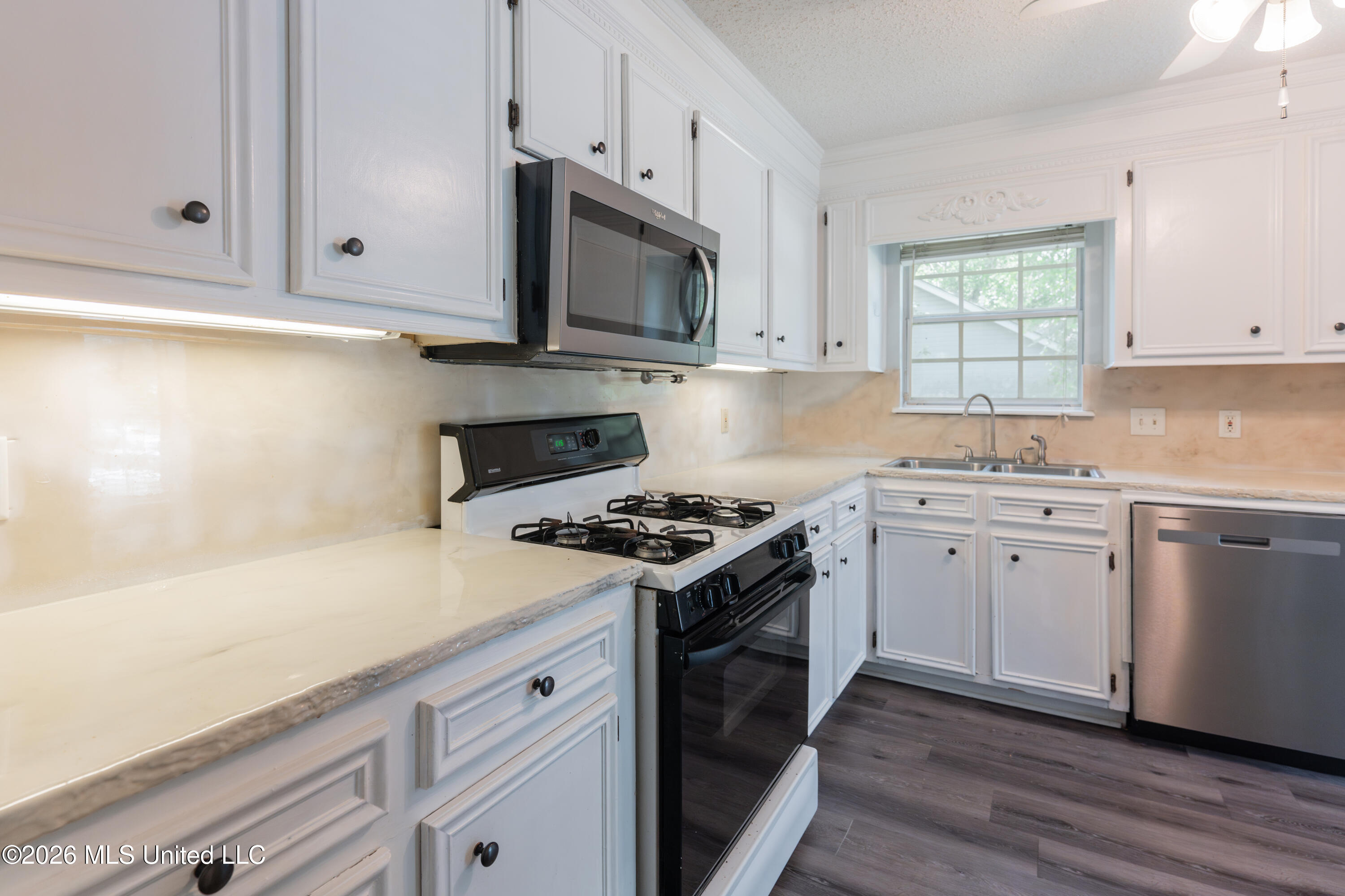 107 Yorkshire Cove Clinton, MS 39056 - Photo 8 of 59 8-Kitchen